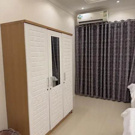 تاج الكورنيش عجمان Apartment Exterior photo
