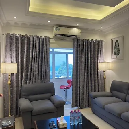 تاج الكورنيش عجمان Apartment Exterior photo
